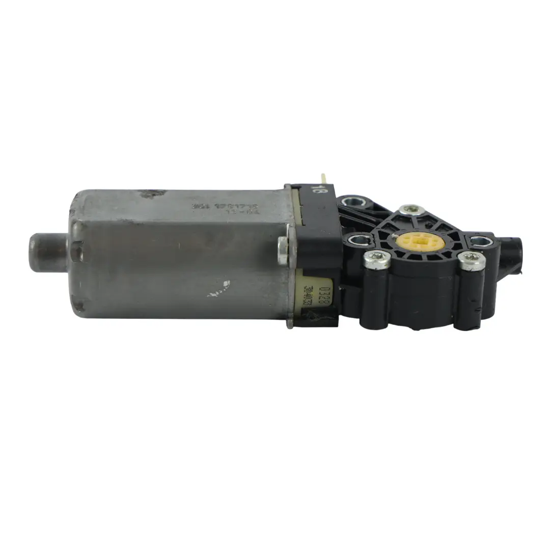Sitzverstellung Motor Vorne Links für Porsche Cayenne 92A Macan 95B mit Teilenummer 0390203389 Porsche Cayenne 92A Macan 95B Sitzverstellung Motor Vorne Links - SKU 0390203389 - Teilenummer 0390203389