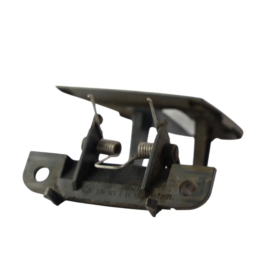 Stoßstange Waschanlage Klappe Vorne Links Sterlinggrau-472 für BMW E65 mit Teilenummer 0395301 BMW E65 Stoßstange Waschanlage Klappe Vorne Links Sterlinggrau-472 - SKU 0395301-STG - Teilenummer 0395301