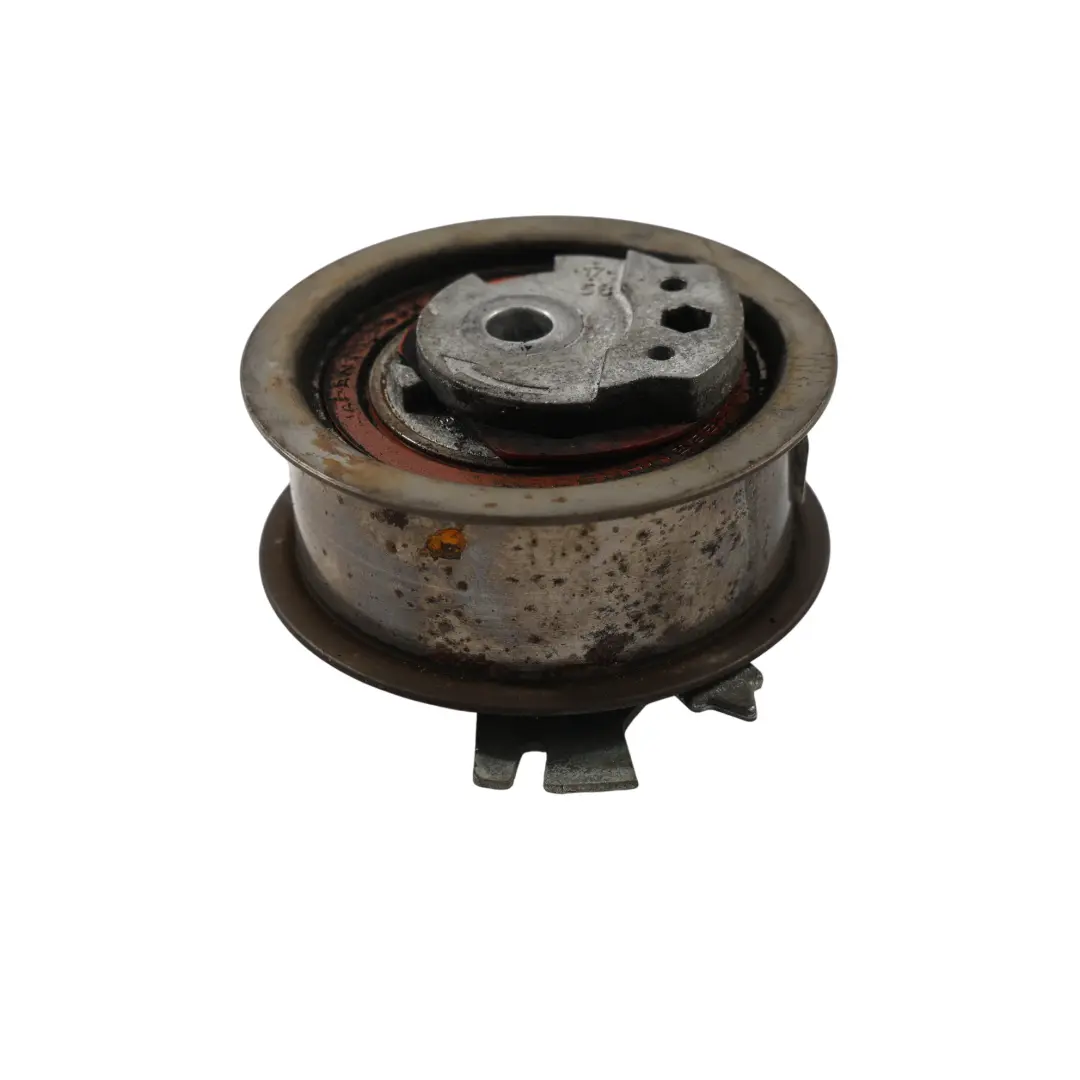Rullo Tenditore Cinghia Distribuzione 2.0 TDI per Audi A3 8P A4 B7 TT 8J con numero di parte 03L109243B Audi A3 8P A4 B7 TT 8J Rullo Tenditore Cinghia Distribuzione 2.0 TDI - SKU 03L109243B - Numero di parte 03L109243B