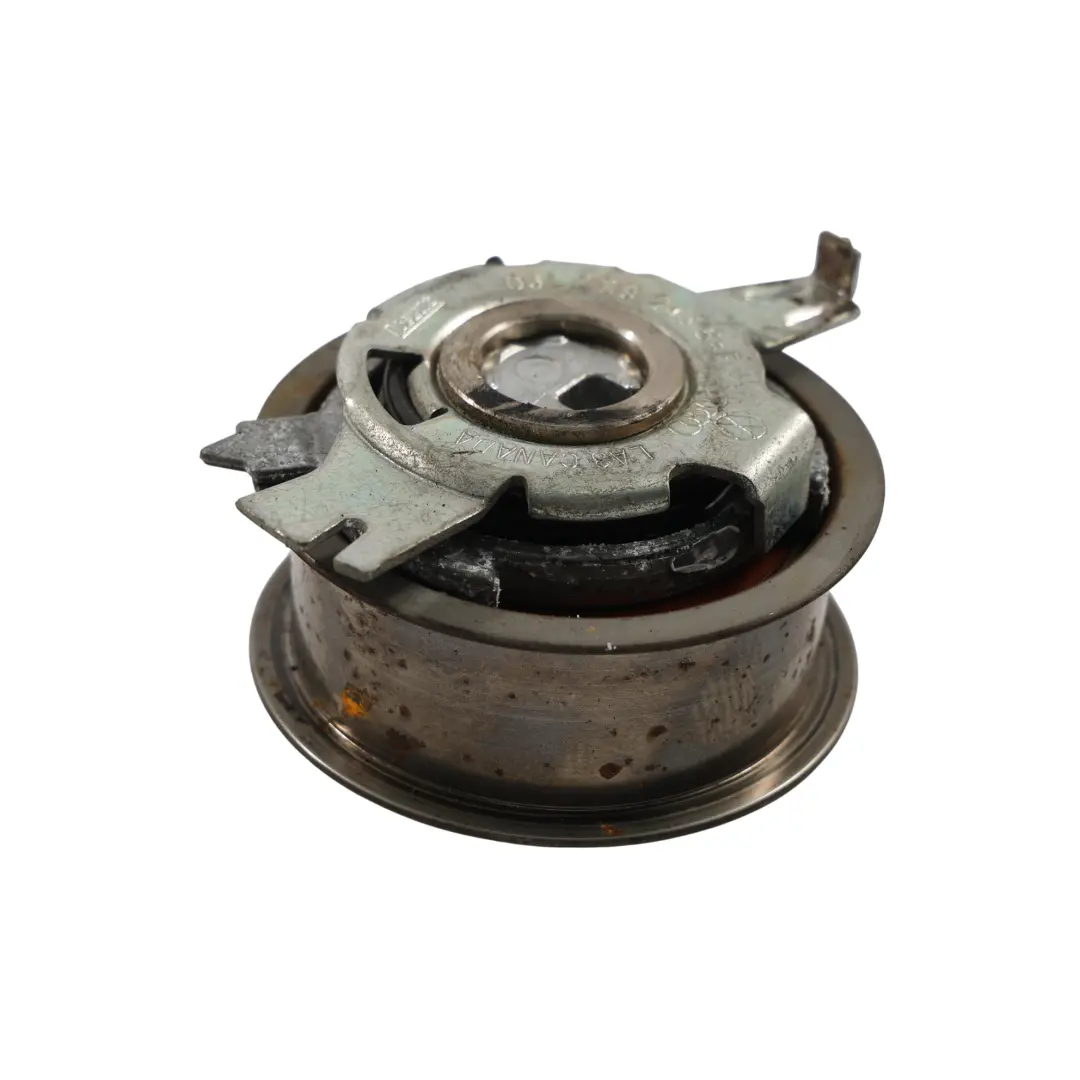 Rullo Tenditore Cinghia Distribuzione 2.0 TDI per Audi A3 8P A4 B7 TT 8J con numero di parte 03L109243B Audi A3 8P A4 B7 TT 8J Rullo Tenditore Cinghia Distribuzione 2.0 TDI - SKU 03L109243B - Numero di parte 03L109243B