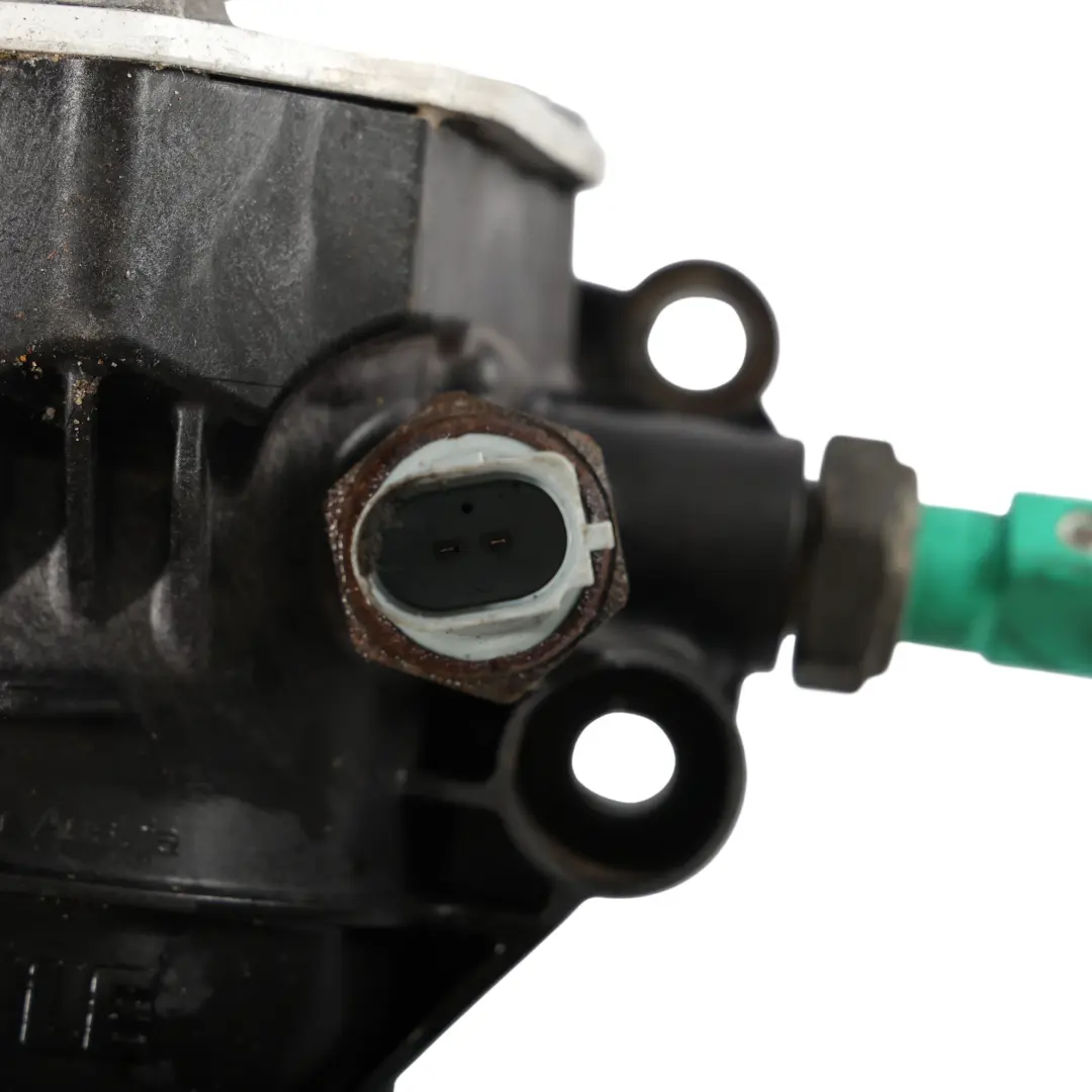 Ölfiltergehäuse 2.0 TDI für Volkswagen Passat B8 Golf Mk7 mit Teilenummer 03N115389K Volkswagen Passat B8 Golf Mk7 Ölfiltergehäuse 2.0 TDI - SKU 03N115389K - Teilenummer 03N115389K