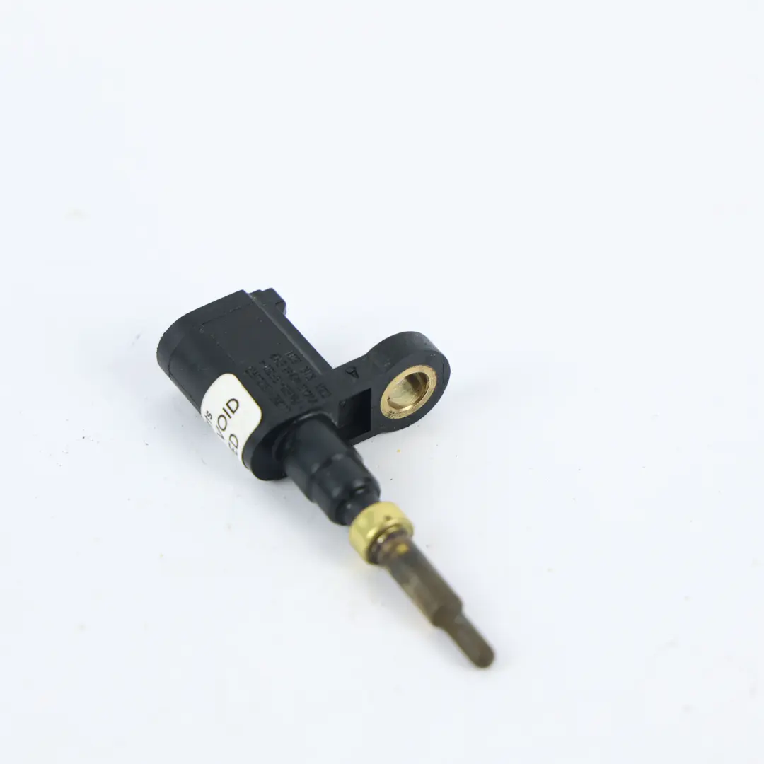 3G Czujnik Temperatury Chłodziwa do Volkswagen Golf Cd1 Passat o numerze 03N919501 Volkswagen Golf Cd1 Passat 3G Czujnik Temperatury Chłodziwa - SKU 03N919501 - Numer Części 03N919501