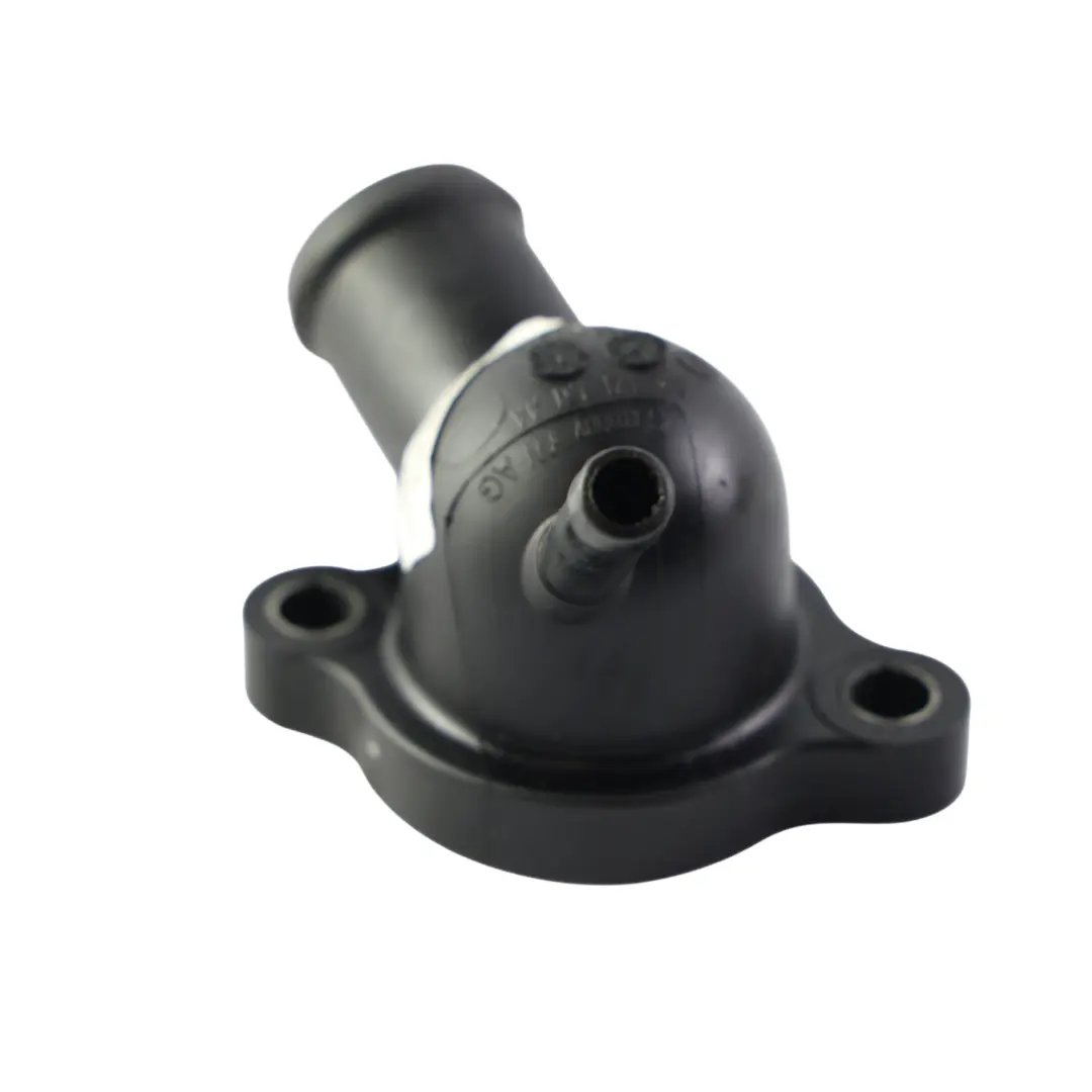 Króciec Rury Płynu Chłodzącego do Volkswagen Passat B8 Arteon 3H o numerze 04L121131AA Volkswagen Passat B8 Arteon 3H Króciec Rury Płynu Chłodzącego - SKU 04L121131AA - Numer Części 04L121131AA