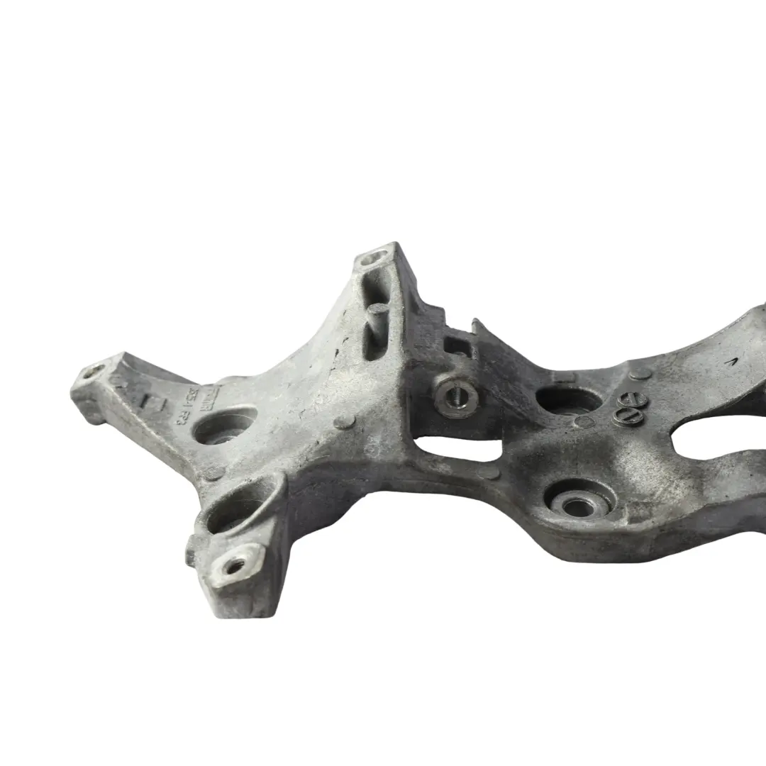 Alternador Generador Soporte para Audi A5 8T con número de pieza 04L903141B Audi A5 8T Alternador Generador Soporte - SKU 04L903141B - Número de pieza 04L903141B