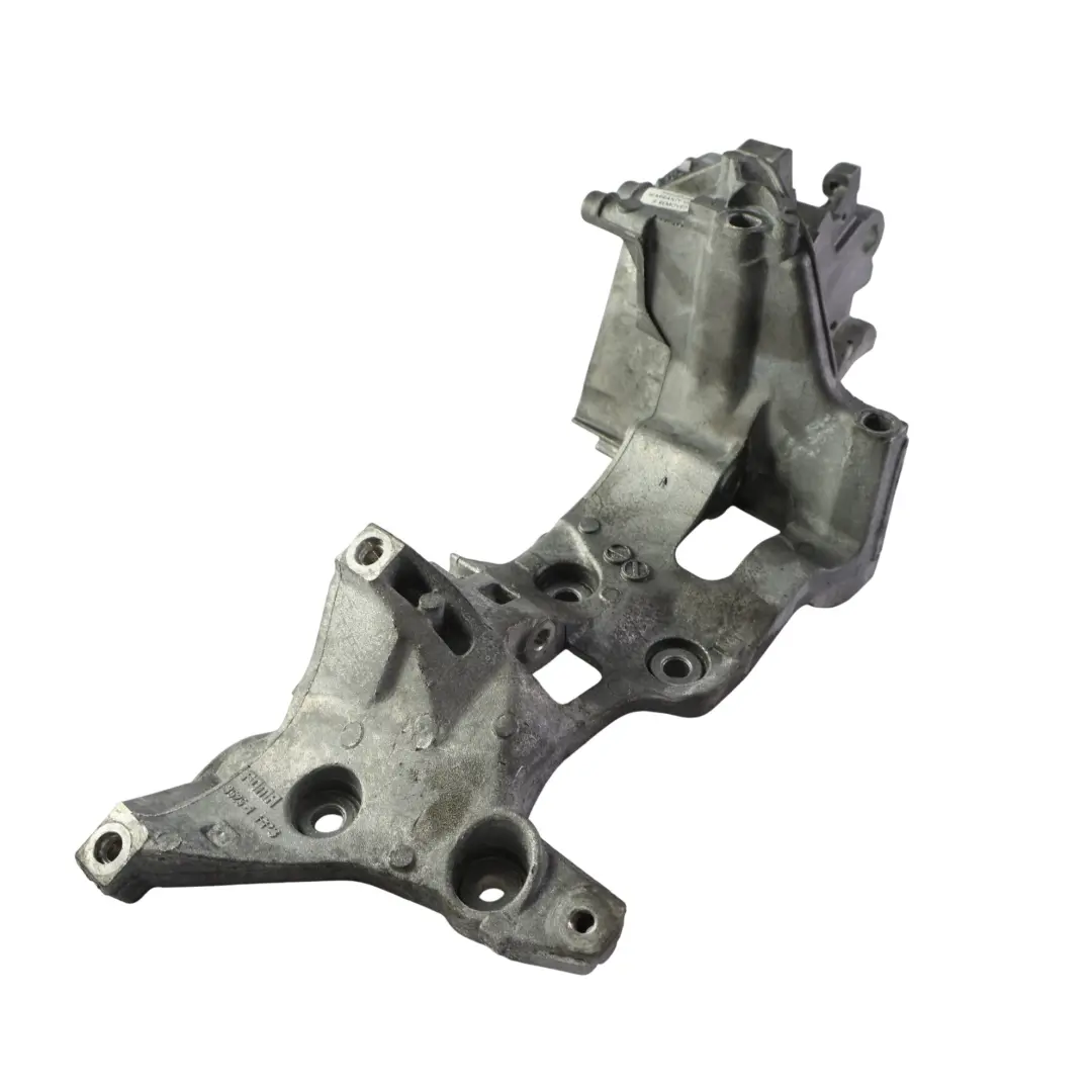 Audi A5 8T Alternator Generator Uchwyt Łapa Wspornik - SKU 04L903141B - Numer Części 04L903141B