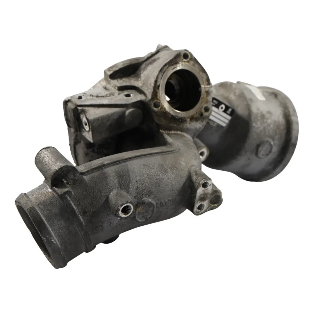 Turbolader Gehäuse Abdeckung Rohr 2.0 TFSI für Audi A6 C6 mit Teilenummer 06D145701J Audi A6 C6 Turbolader Gehäuse Abdeckung Rohr 2.0 TFSI - SKU 06D145701J-1 - Teilenummer 06D145701J