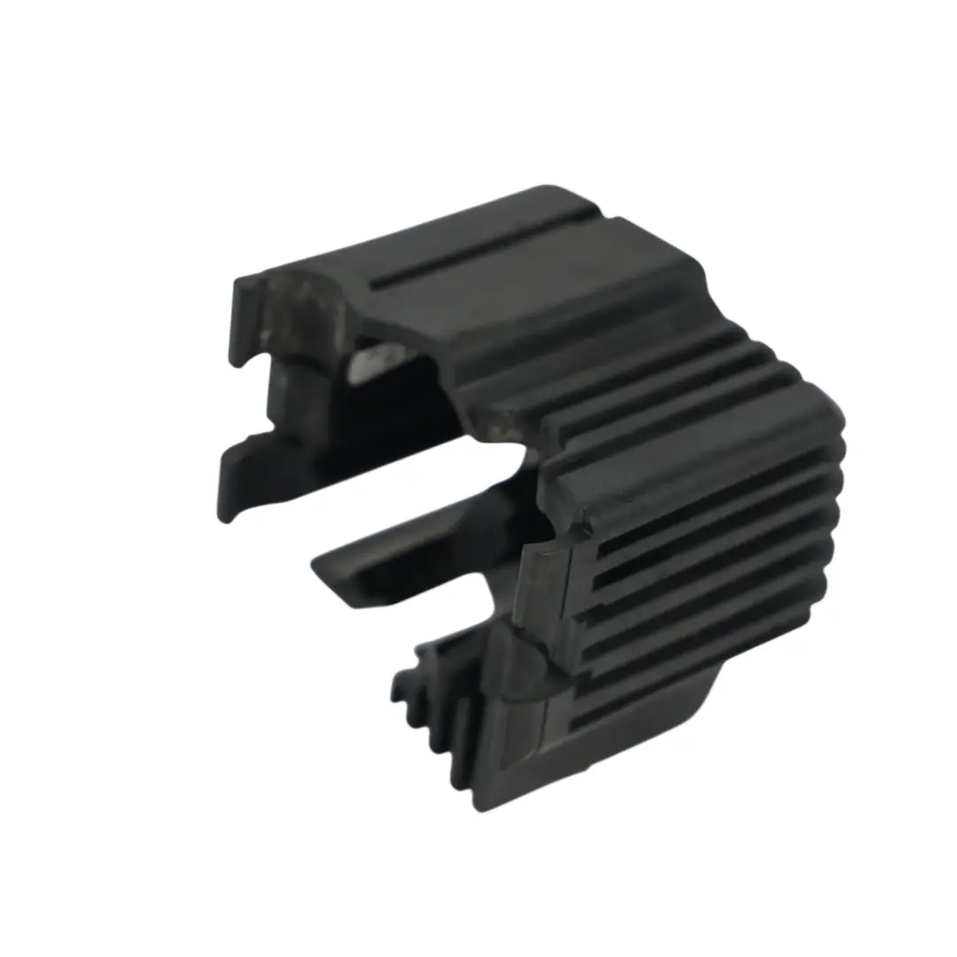 Volkswagen Eos 1F Couvercle Supérieur Pompe Carburant 2.0 FSI Essence - SKU 06F133261A - Numéro de pièce 06F133261A