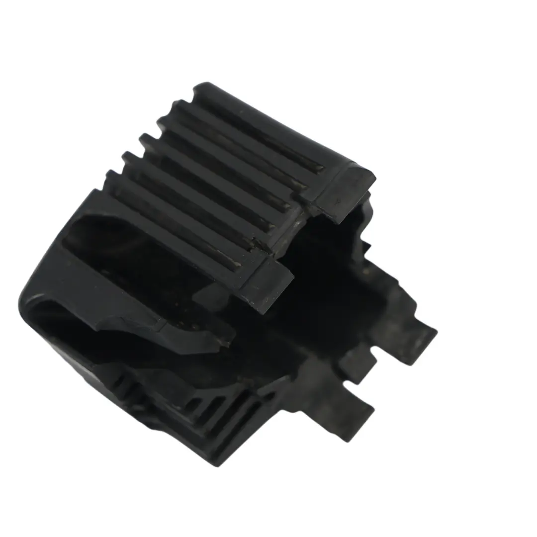 1F Copertura Pompa Carburante 2.0 FSI Benzina per Volkswagen Eos con numero di parte 06F133261A Volkswagen Eos 1F Copertura Pompa Carburante 2.0 FSI Benzina - SKU 06F133261A - Numero di parte 06F133261A