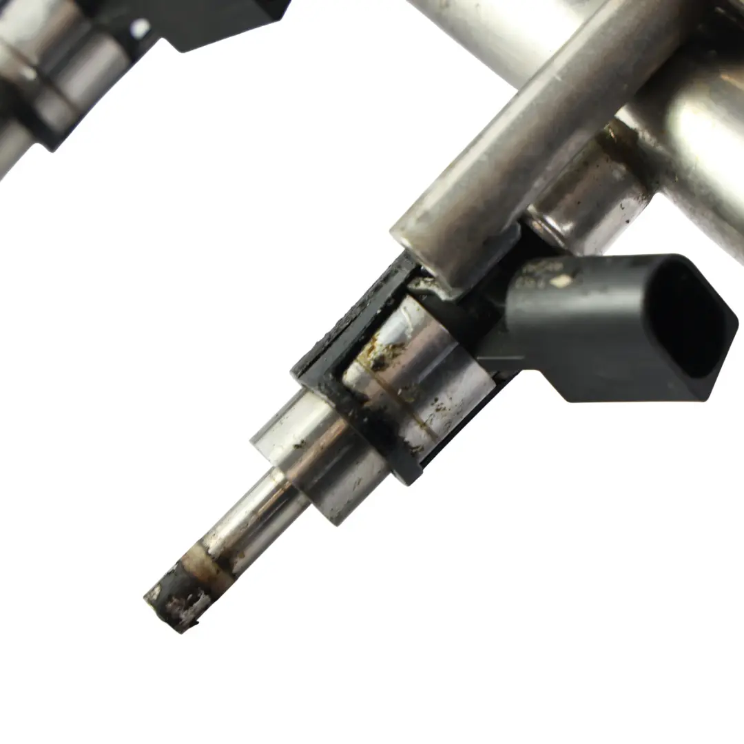 Kraftstoff Einspritzleiste Injektoren 2.0 TFSI BWA 06F133317L für Audi A4 B7 TT 8J mit Teilenummer 06F133317G Audi A4 B7 TT 8J Kraftstoff Einspritzleiste Injektoren 2.0 TFSI BWA 06F133317L - SKU 06F133317G-2 - Teilenummer 06F133317G