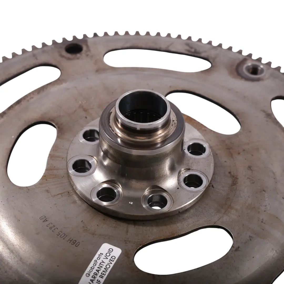 Clutch Flywheel Ring Gear Flex Plate 2.0 TDI to Audi A4 B9 with Part number 06H105323AD Audi A4 B9 Clutch Flywheel Ring Gear Flex Plate 2.0 TDI - SKU 06H105323AD - Part number 06H105323AD