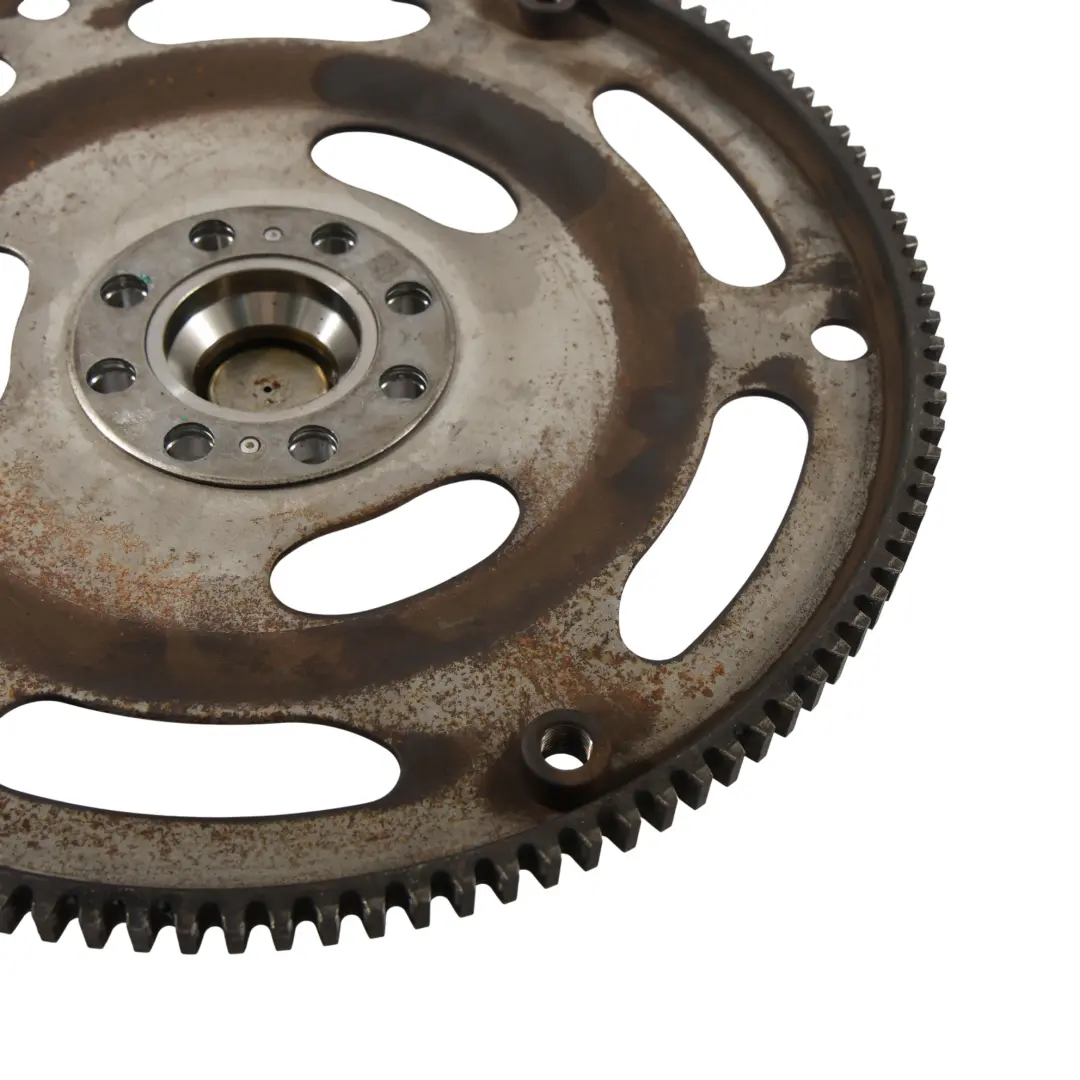 Clutch Flywheel Ring Gear Flex Plate 2.0 TDI to Audi A4 B9 with Part number 06H105323AD Audi A4 B9 Clutch Flywheel Ring Gear Flex Plate 2.0 TDI - SKU 06H105323AD - Part number 06H105323AD