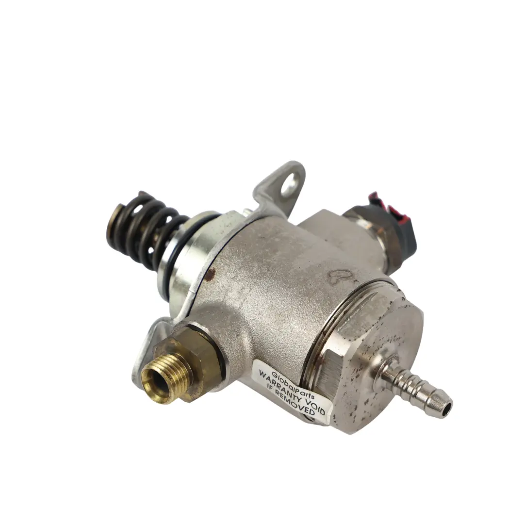Pompa Paliwa Wysokiego Ciśnienia 2.0 TFSI CDNB do Audi A4 B8 A5 8T o numerze 06J127025D Audi A4 B8 A5 8T Pompa Paliwa Wysokiego Ciśnienia 2.0 TFSI CDNB - SKU 06J127025D-1 - Numer Części 06J127025D