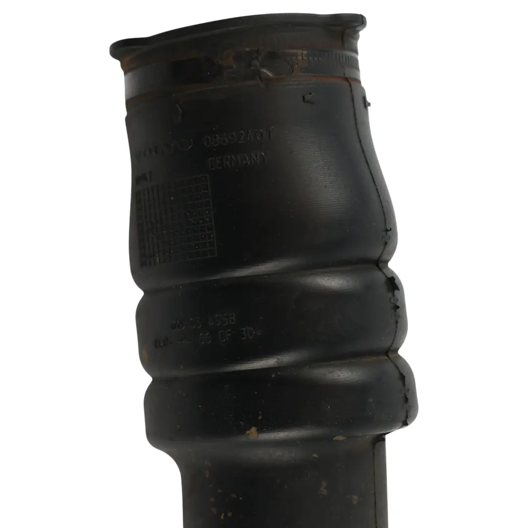 C394 Rura Przewód Dolotu Zimnego Powietrza do Ford Kuga o numerze 08692401 Ford Kuga C394 Rura Przewód Dolotu Zimnego Powietrza - SKU 08692401 - Numer Części 08692401