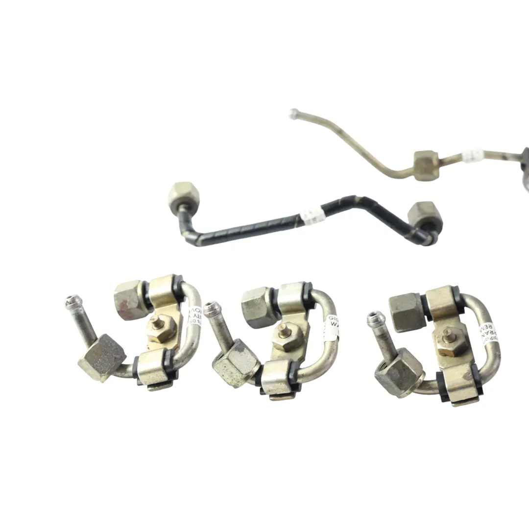 Land Rover Discovery 3 L319 Set Tubos Presión Inyección Combustible 2.7 TDV6 - SKU 1338849-1 - Número de pieza 1338849