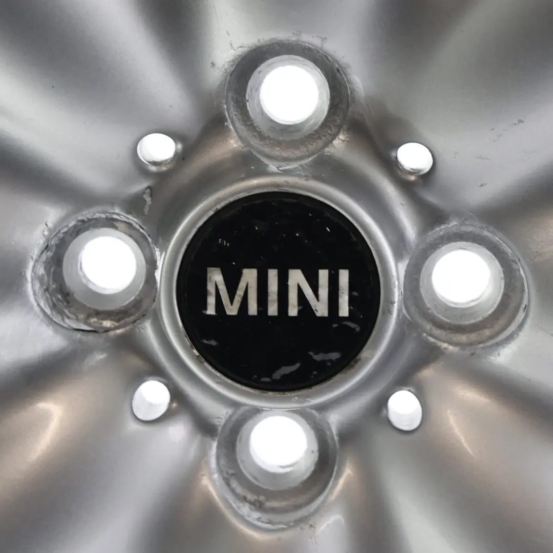 Argento Cerchio AlluMini o 17" ET: 48 7J Raggio 85 per Mini Cooper R50 R55 R56 R57 con numero di parte 1512352 Mini Cooper R50 R55 R56 R57 Argento Cerchio AlluMini o 17" ET: 48 7J Raggio 85 - SKU 1512352-2 - Numero di parte 1512352