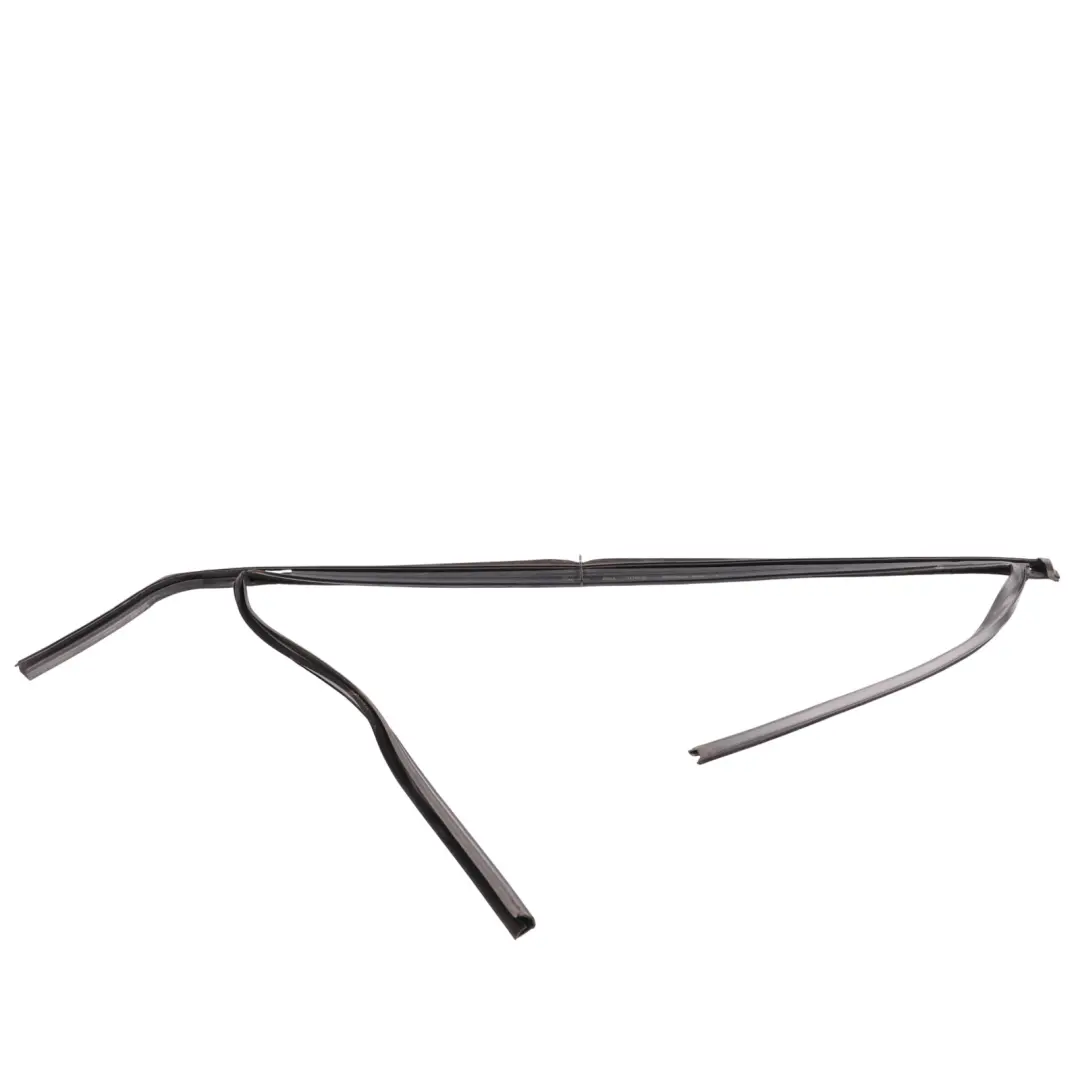 Mk1 Front Door Window Seal Gasket Sealing Surround Right O/S to Ford Kuga with Part number 1677493 Ford Kuga Mk1 Front Door Window Seal Gasket Sealing Surround Right O/S - SKU 1677493 - Part number 1677493