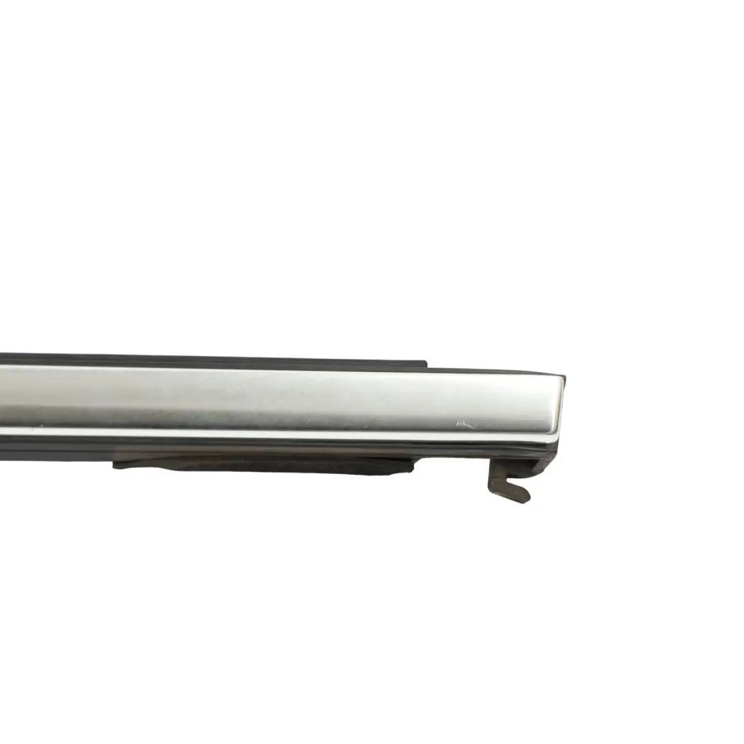 Mk2 Türdichtung Zierleiste Hinten Rechts AM21-R25604-BE für Ford Galaxy mit Teilenummer 1742018 Ford Galaxy Mk2 Türdichtung Zierleiste Hinten Rechts AM21-R25604-BE - SKU 1742018 - Teilenummer 1742018