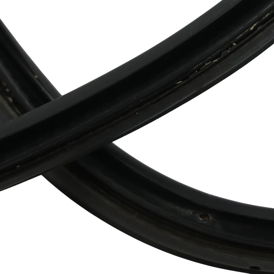 MK2 Guarnizione Vetro Posteriore Sinistra Destra 6M21-U297A90-BG per Ford Galaxy con numero di parte 1744273 Ford Galaxy MK2 Guarnizione Vetro Posteriore Sinistra Destra 6M21-U297A90-BG - SKU 1744273 - Numero di parte 1744273
