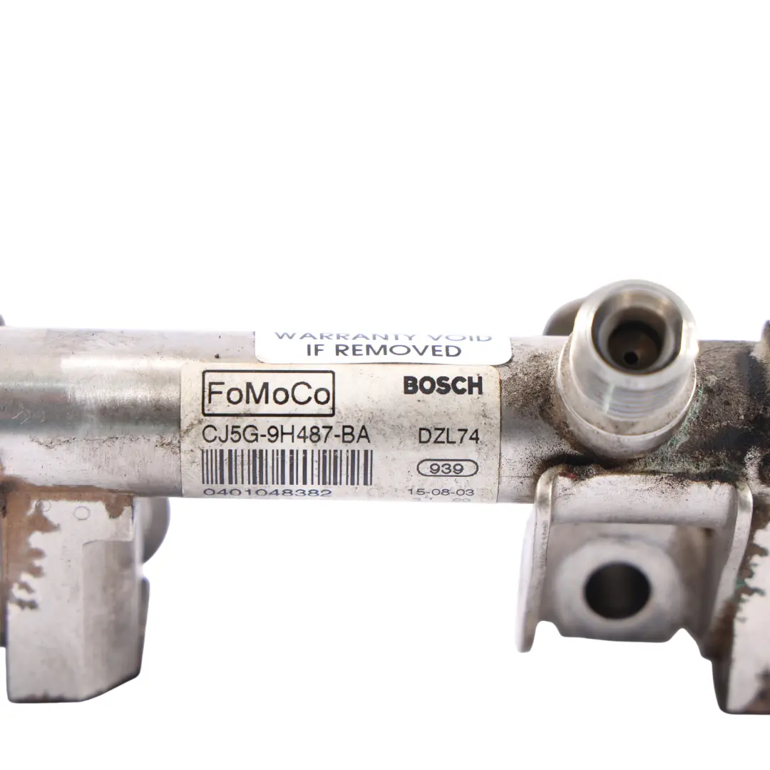 Tubo Alimentazione Rail Iniettori 1.6 EcoBoost CJ5G-9H487-BA per Ford Fiesta MK7 con numero di parte 1752563 Ford Fiesta MK7 Tubo Alimentazione Rail Iniettori 1.6 EcoBoost CJ5G-9H487-BA - SKU 1752563 - Numero di parte 1752563