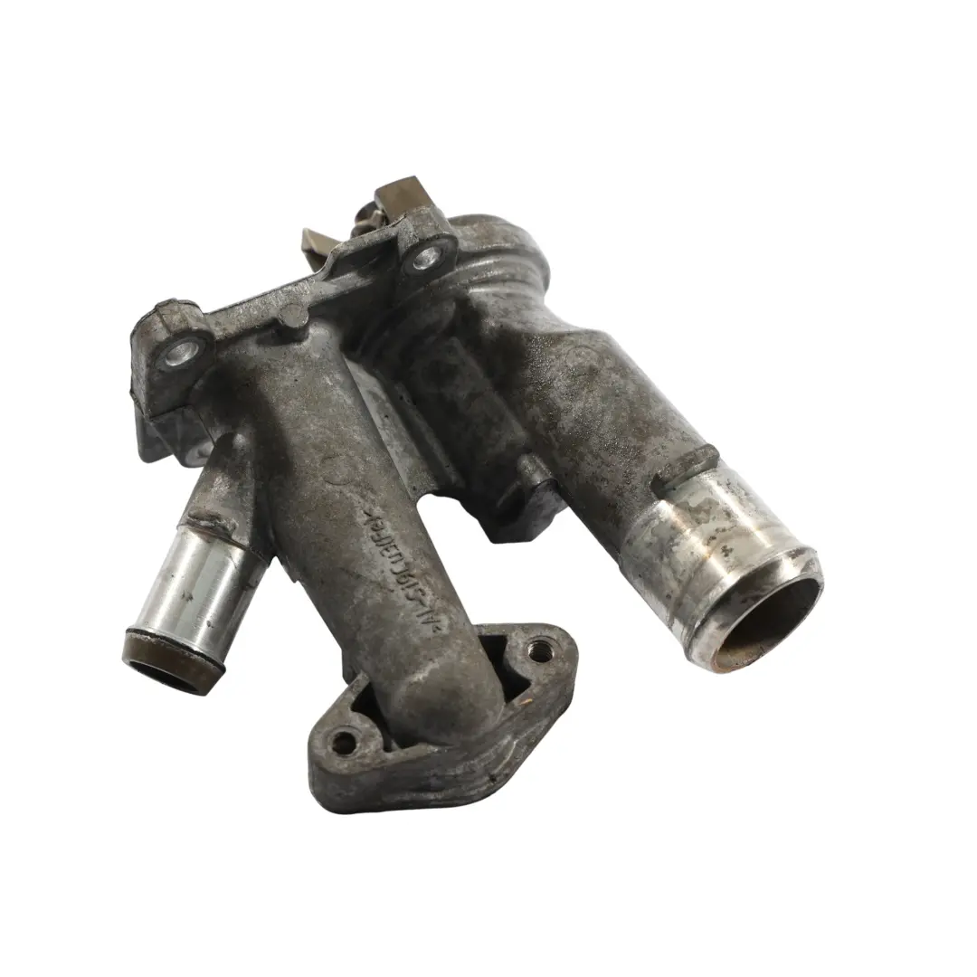 MK3 Fiesta MK7 Alloggiamento Termostato 1.6 Benzina BM5G-9K478-AB per Ford Focus con numero di parte 1767974 Ford Focus MK3 Fiesta MK7 Alloggiamento Termostato 1.6 Benzina BM5G-9K478-AB - SKU 1767974 - Numero di parte 1767974