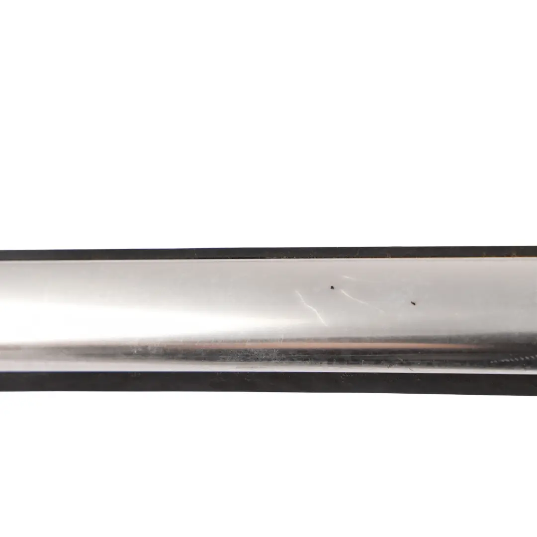 Mk4 Front Door Window Lower Trim Seal Right O/S 8S71-A20562-CD to Ford Mondeo with Part number 1786391 Ford Mondeo Mk4 Front Door Window Lower Trim Seal Right O/S 8S71-A20562-CD - SKU 1786391 - Part number 1786391