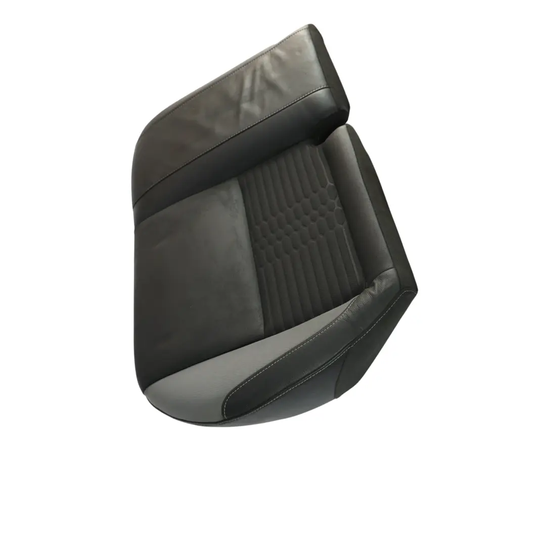 MK3 Copri Sedile Posteriore Sinistro Tessuto Pelle Nero Grigio per Ford Focus con numero di parte 1806540 Ford Focus MK3 Copri Sedile Posteriore Sinistro Tessuto Pelle Nero Grigio - SKU 1806540 - Numero di parte 1806540