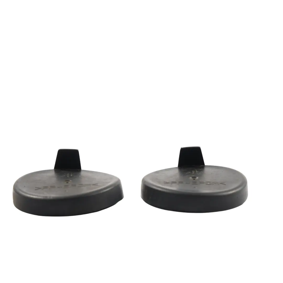 MK8 Set Coperchi Protezione Lampadine Fari x2 per Ford Transit con numero di parte 1833445 Ford Transit MK8 Set Coperchi Protezione Lampadine Fari x2 - SKU 1833445 - Numero di parte 1833445