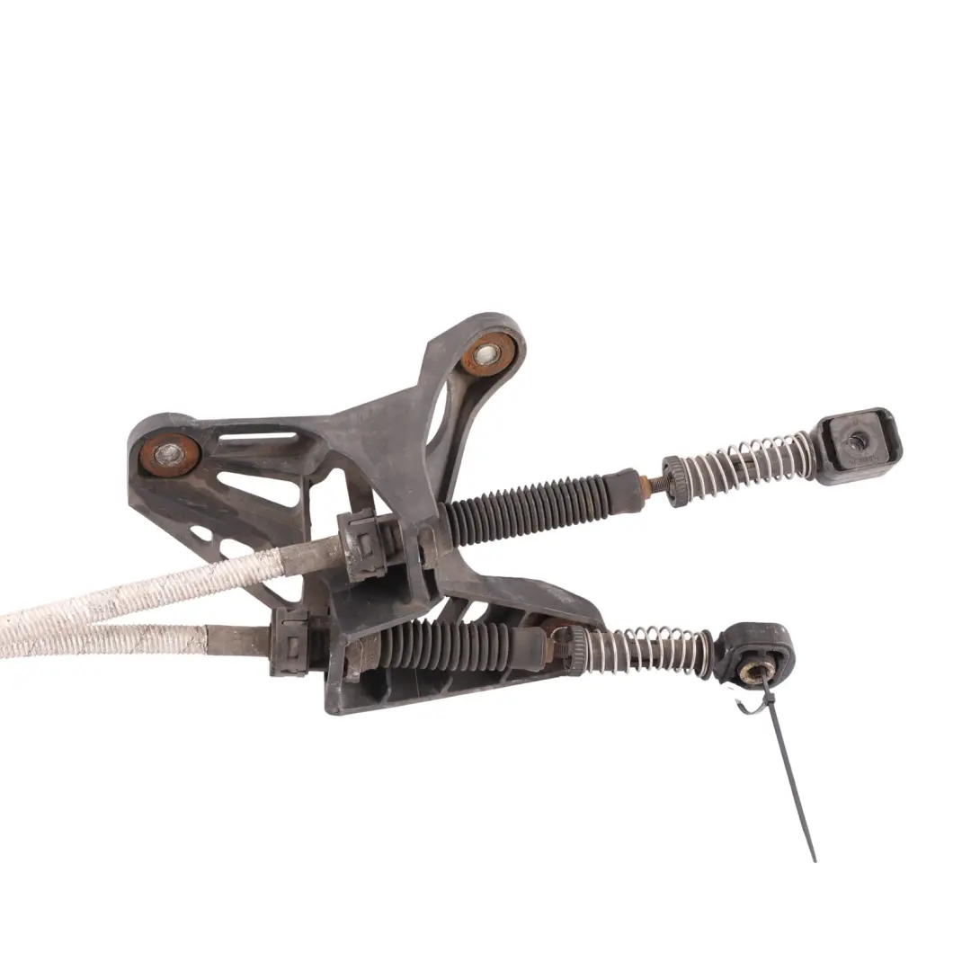 Shift Selector Mechanism Manual 5 Speed Transmission to Audi A3 8P Gear with Part number 1K0711049BG Audi A3 8P Gear Shift Selector Mechanism Manual 5 Speed Transmission - SKU 1K0711049BG - Part number 1K0711049BG
