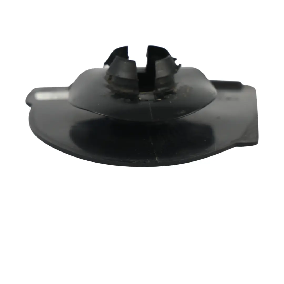 Volkswagen Touran 1T Clip Protección Bajos Delantero Izquierdo - SKU 1K0825961B - Número de pieza 1K0825961B