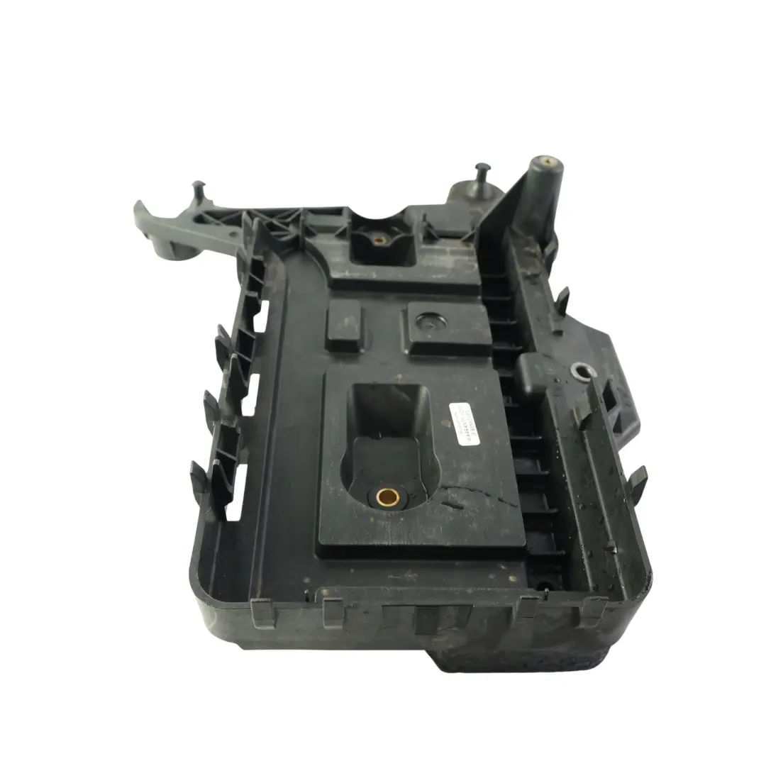 MK5 Battery Box Tray Housing Holder Bracket Cover to Audi A3 8P VW Golf with Part number 1K0915333D Audi A3 8P VW Golf MK5 Battery Box Tray Housing Holder Bracket Cover - SKU 1K0915333D - Part number 1K0915333D
