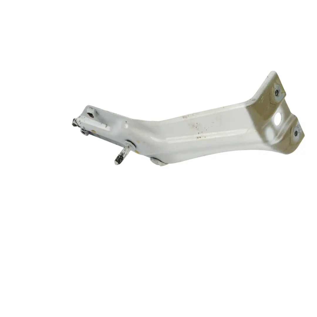 Mk3 Support Fixation Aile Avant Gauche Blanc Candy B9A pour Volkswagen Scirocco à propos du numéro de pièce 1K8821135 Volkswagen Scirocco Mk3 Support Fixation Aile Avant Gauche Blanc Candy B9A - SKU 1K8821135-CAN - Numéro de pièce 1K8821135