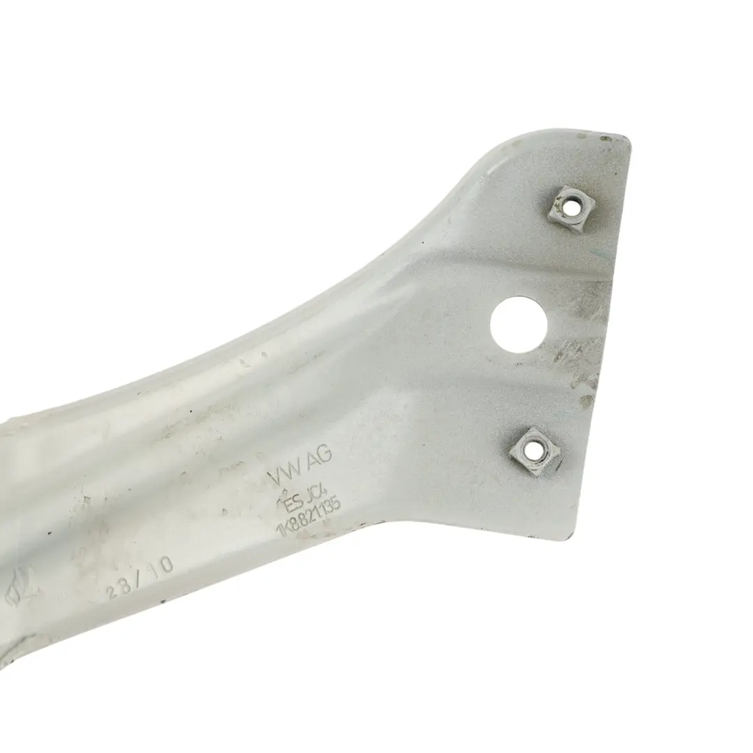 Volkswagen Scirocco Mk3 Support Fixation Aile Avant Gauche Blanc Candy B9A - SKU 1K8821135-CAN - Numéro de pièce 1K8821135