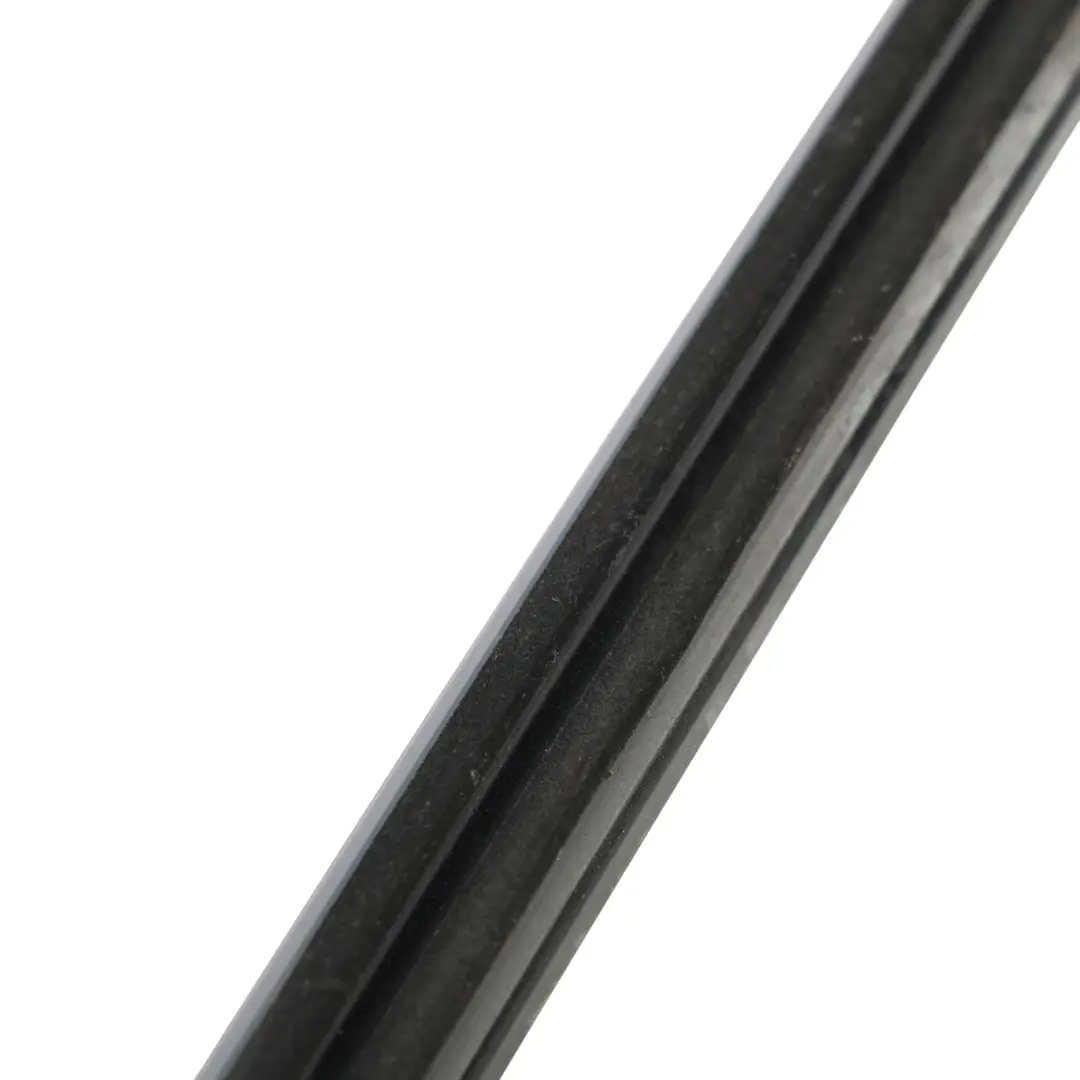 Volkswagen Scirocco Mk3 Uszczelka Szyby Wewnętrzna Przednia Lewa - SKU 1K8837479E - Numer Części 1K8837479E