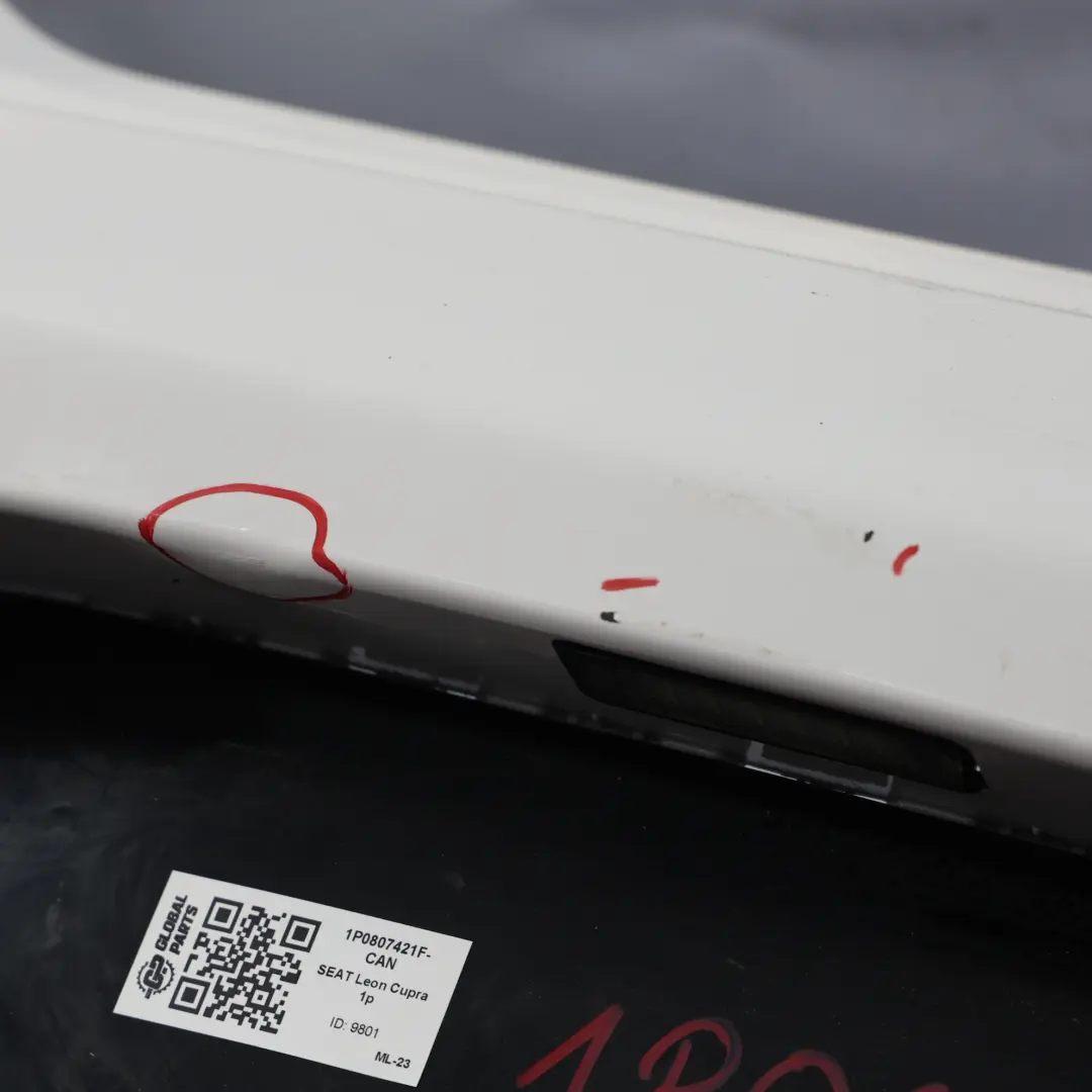 Mk2 Cupra Rear Bumper Panel Covering Trim Candy White - B9A to Seat Leon with Part number 1P0807421F Seat Leon Mk2 Cupra Rear Bumper Panel Covering Trim Candy White - B9A - SKU 1P0807421F-CAN - Part number 1P0807421F