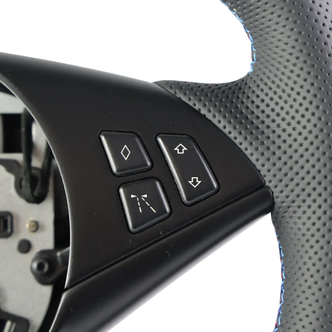 Kierownica M Sport NOWA Czarna Skóra Lane Assist do BMW E60 E63 LCI o numerze 2283943 BMW E60 E63 LCI Kierownica M Sport NOWA Czarna Skóra Lane Assist - SKU 2283943-2 - Numer Części 2283943