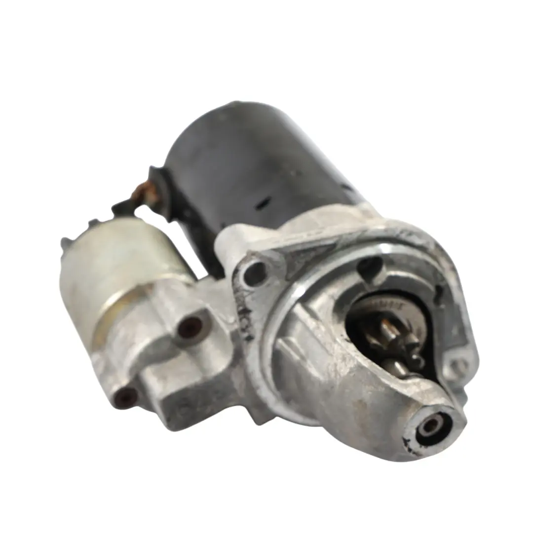 Rozrusznik do BMW E60 E65 X5 E70 E81 E87 E90 F10 o numerze 2354701 BMW E60 E65 X5 E70 E81 E87 E90 F10 Rozrusznik - SKU 2354701-2 - Numer Części 2354701