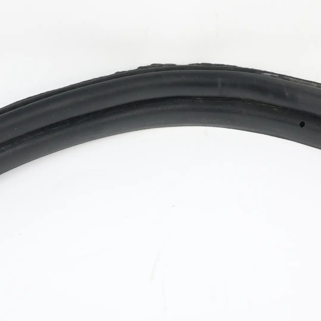 Ford Fiesta St Mk5 Kofferraum Deckel Dichtung - SKU 2S51-B40406-BB - Teilenummer 2S51-B40406-BB