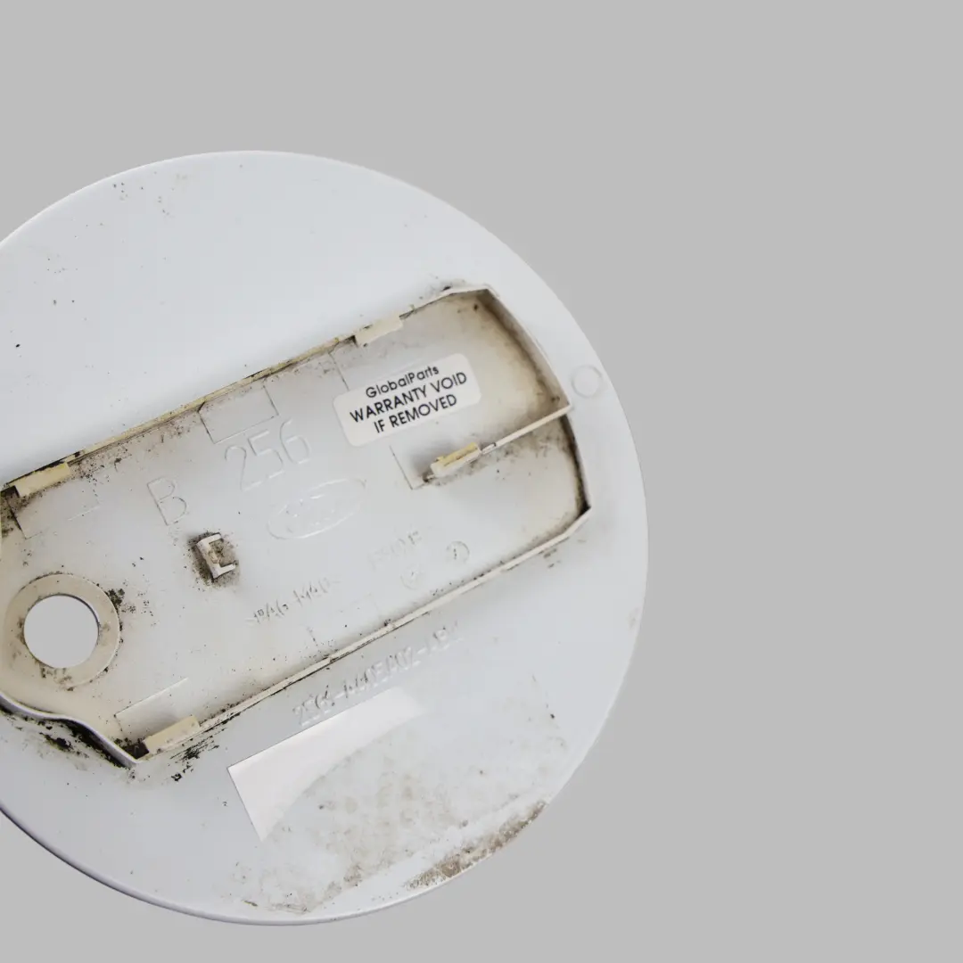 Ford Fiesta MK5 Trappe Réservoir Carburant Blanc Glacé Z2 - SKU 2S61-A405A02-ABW-FW - Numéro de pièce 2S61-A405A02-ABW