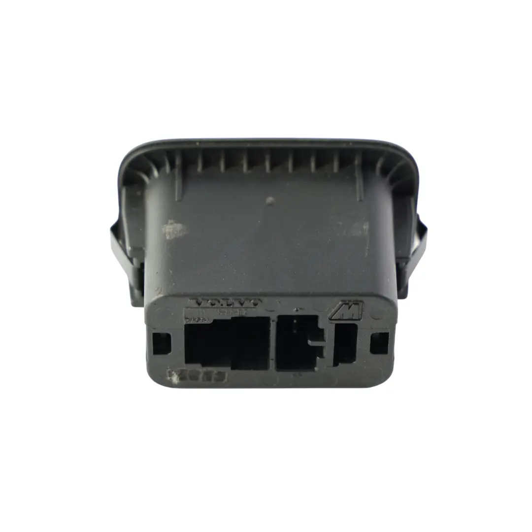 Przełącznik Klapy Bagażnika do Land Rover Discovery Sport L550 o numerze 31412055-AA Land Rover Discovery Sport L550 Przełącznik Klapy Bagażnika - SKU 31412055-AA - Numer Części 31412055-AA