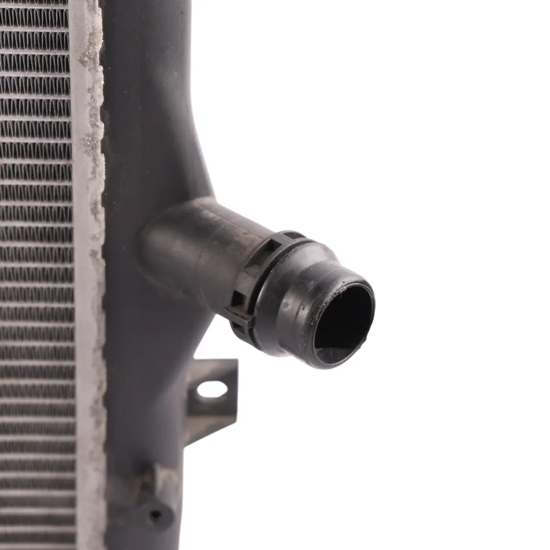 Water Radiator Cooler Unit 2.0 TDI Diesel to Volkswagen Passat B6 with Part number 3C0121253BB Volkswagen Passat B6 Water Radiator Cooler Unit 2.0 TDI Diesel - SKU 3C0121253BB - Part number 3C0121253BB