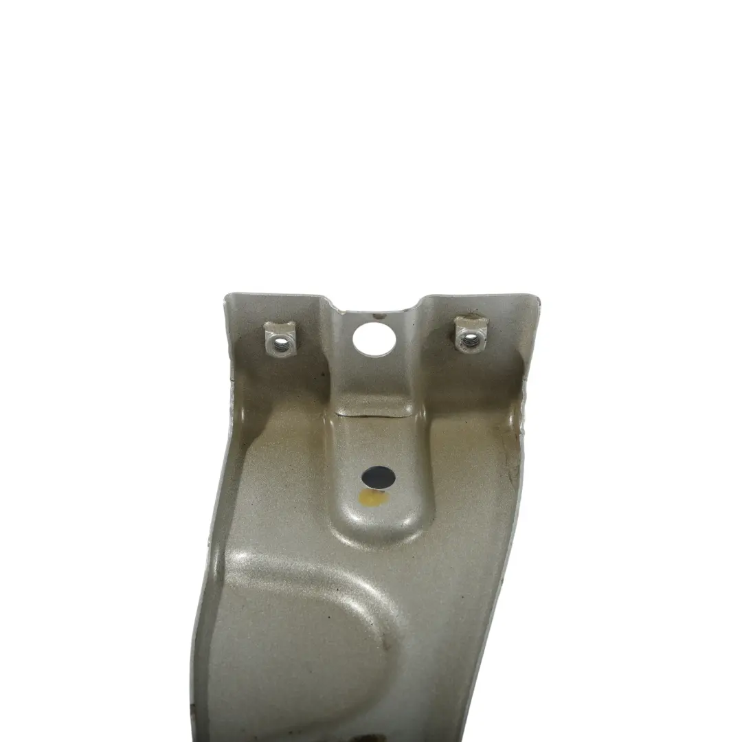 Wspornik Błotnika Przód Prawy Srebrny 3C0821141 do Volkswagen Passat B6 o numerze 3C0821142 Volkswagen Passat B6 Wspornik Błotnika Przód Prawy Srebrny 3C0821141 - SKU 3C0821142-RES - Numer Części 3C0821142