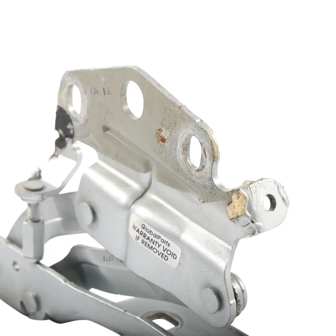 Bonnet Hood Hinge Front Left N/S Silver - A7W to Volkswagen Passat B6 with Part number 3C0823301E Volkswagen Passat B6 Bonnet Hood Hinge Front Left N/S Silver - A7W - SKU 3C0823301E-RES - Part number 3C0823301E