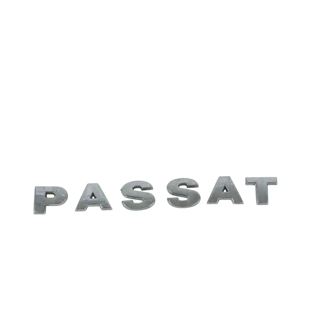 Emblème Inscription Coffre pour Volkswagen Passat B6 Badge à propos du numéro de pièce 3C0853687A Volkswagen Passat B6 Badge Emblème Inscription Coffre - SKU 3C0853687A - Numéro de pièce 3C0853687A