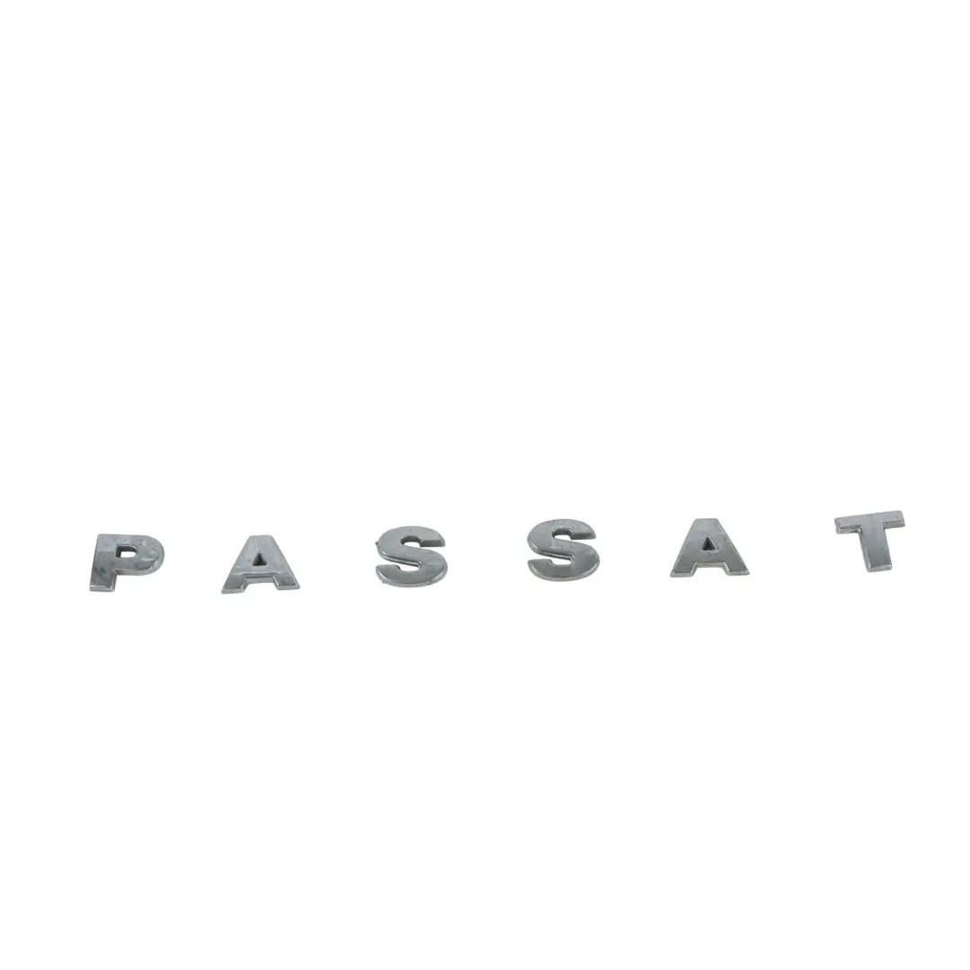 Emblema Letras Maletero para Volkswagen Passat B6 Insignia con número de pieza 3C0853687A Volkswagen Passat B6 Insignia Emblema Letras Maletero - SKU 3C0853687A - Número de pieza 3C0853687A