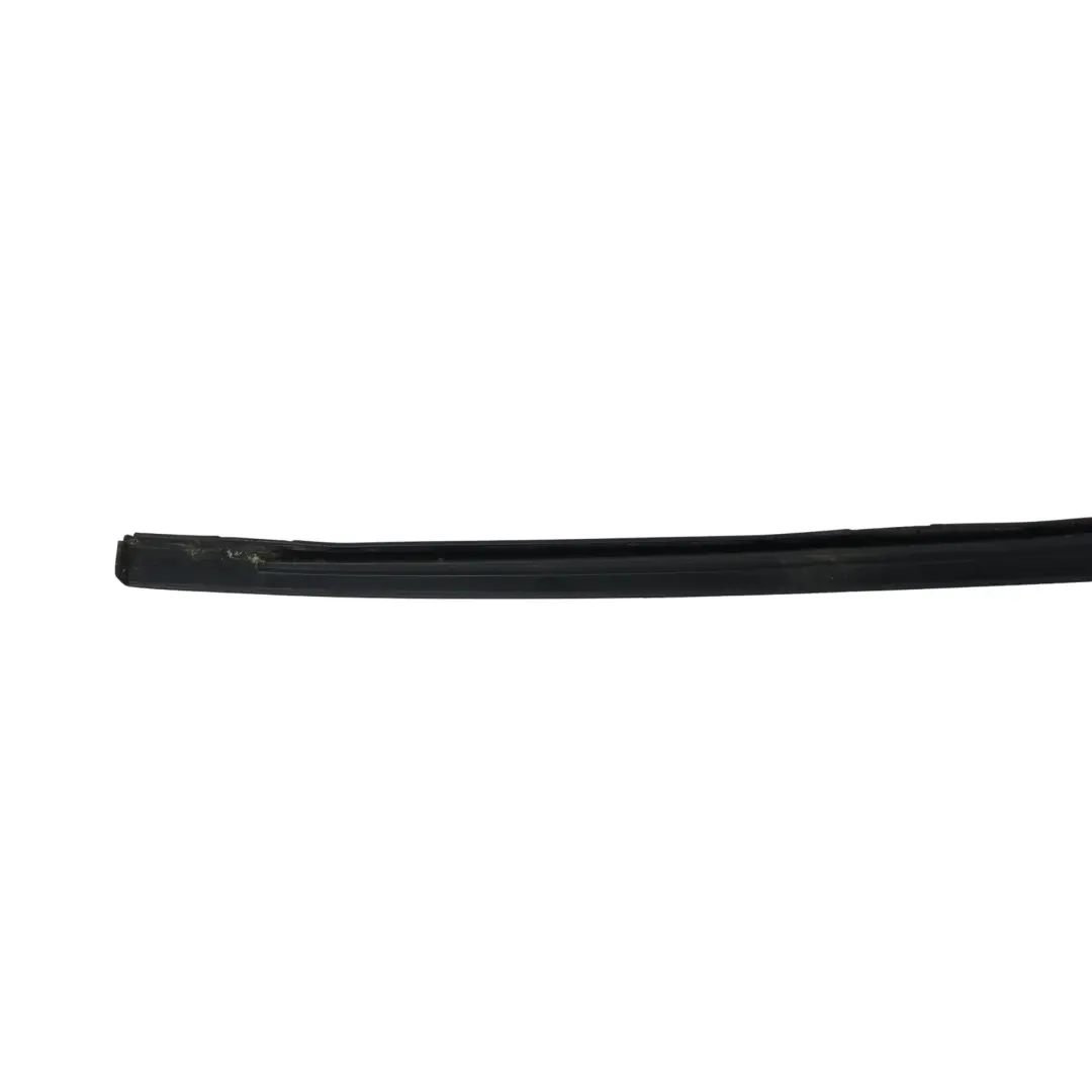Windschutzscheibe Zierleiste Vorne Rechts für Volkswagen Passat B6 B7 mit Teilenummer 3C0854328B Volkswagen Passat B6 B7 Windschutzscheibe Zierleiste Vorne Rechts - SKU 3C0854328B - Teilenummer 3C0854328B