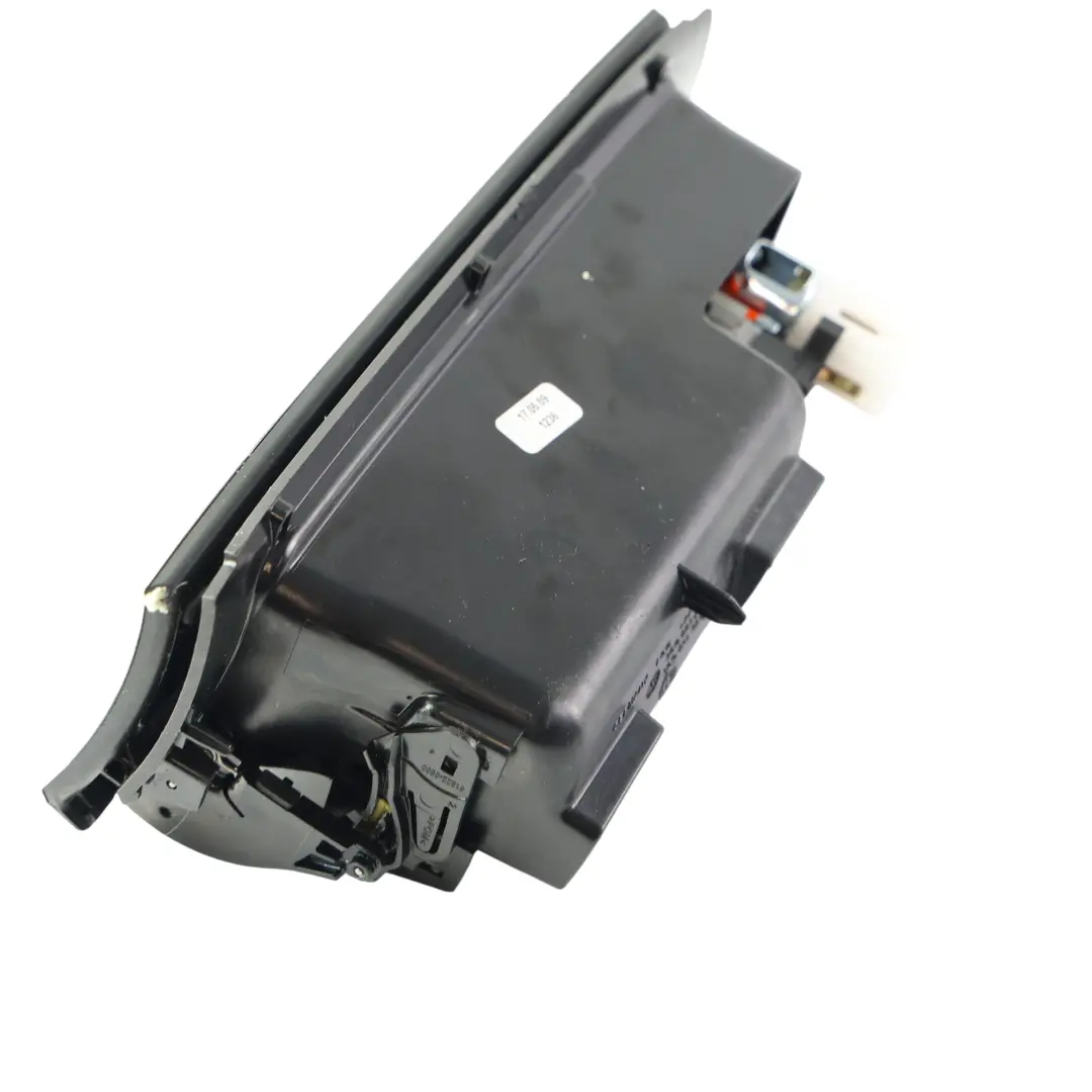 Volkswagen Passat B6 Console Centrale Compartiment Rangement Cendrier 3C0857961G - SKU 3C0857961F - Numéro de pièce 3C0857961F