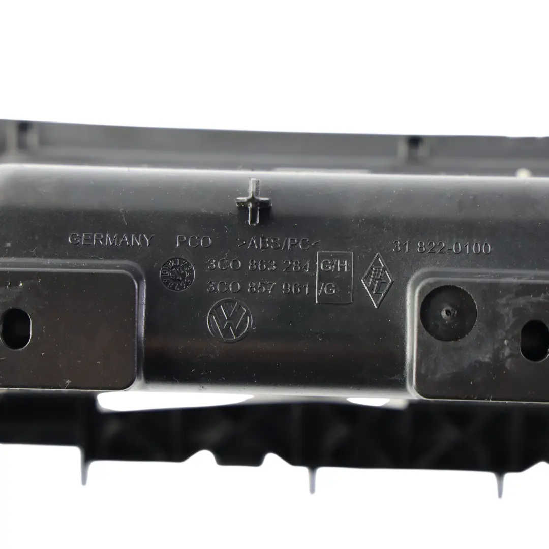 Volkswagen Passat B6 Console Centrale Compartiment Rangement Cendrier 3C0857961G - SKU 3C0857961F - Numéro de pièce 3C0857961F