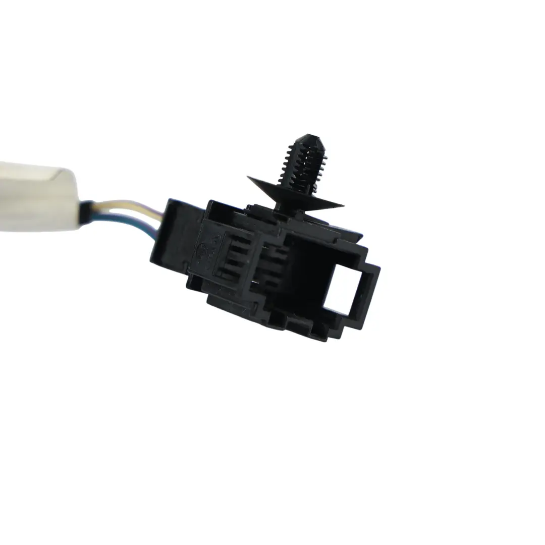 Adapter Wiązki Tylnych Drzwi Lewy Prawy do Volkswagen Passat B6 o numerze 3C4971689K Volkswagen Passat B6 Adapter Wiązki Tylnych Drzwi Lewy Prawy - SKU 3C4971689K - Numer Części 3C4971689K