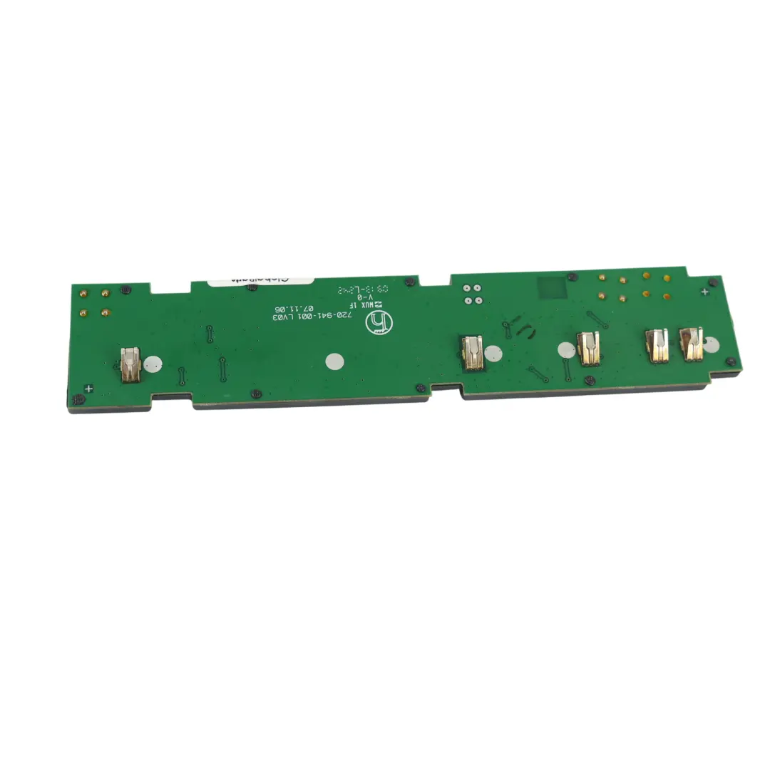 Modulo Amplificatore Antenna per Volkswagen Passat B6 3C 36 con numero di parte 3C5035532T Volkswagen Passat B6 3C 36 Modulo Amplificatore Antenna - SKU 3C5035532T - Numero di parte 3C5035532T