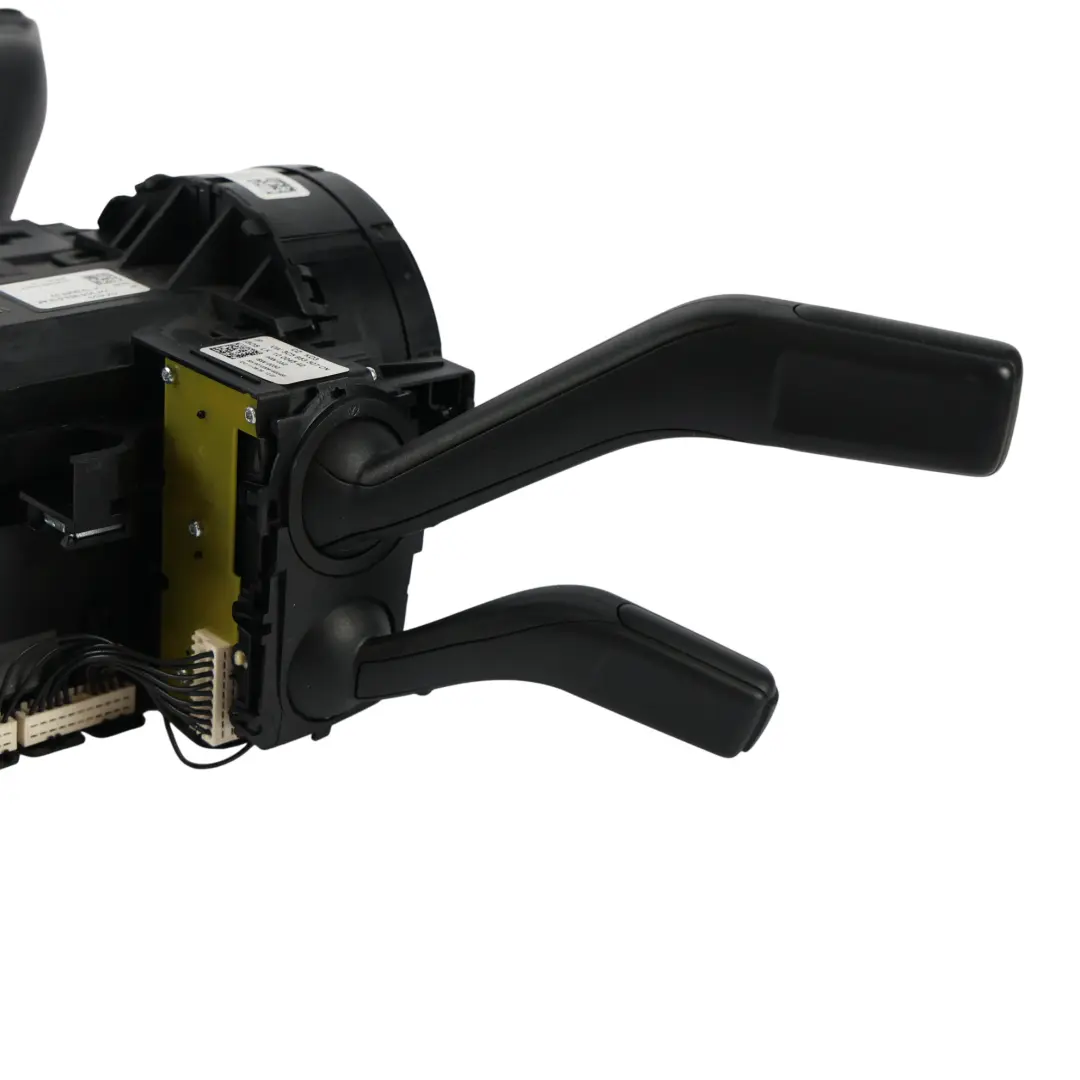 Commodo Clignotant Régulateur Vitesse pour Volkswagen Passat B6 à propos du numéro de pièce 3C5953513AF Volkswagen Passat B6 Commodo Clignotant Régulateur Vitesse - SKU 3C5953513AF - Numéro de pièce 3C5953513AF